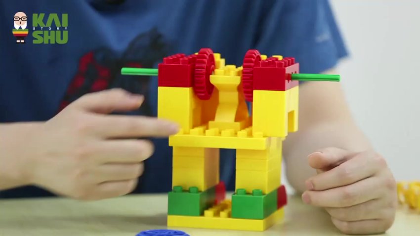 乐高冠军导师零基础拼插课：18个创意模型搭建指南