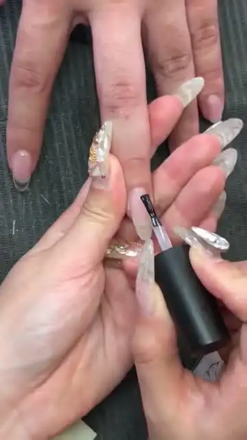 独角兽美甲技巧大全：从基础到高级